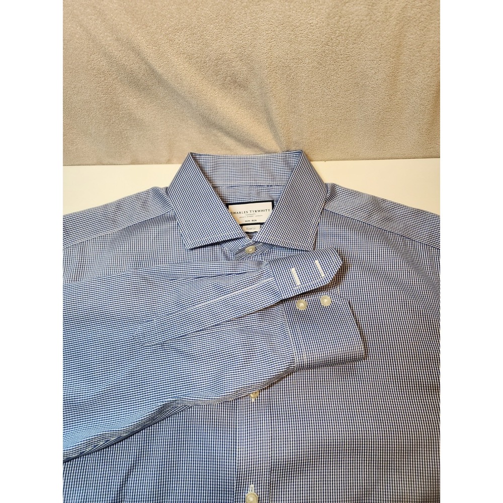 Charles Tyrwhitt Jermyn Street London  16.5/35 in 42/89cm slim fit, non iron